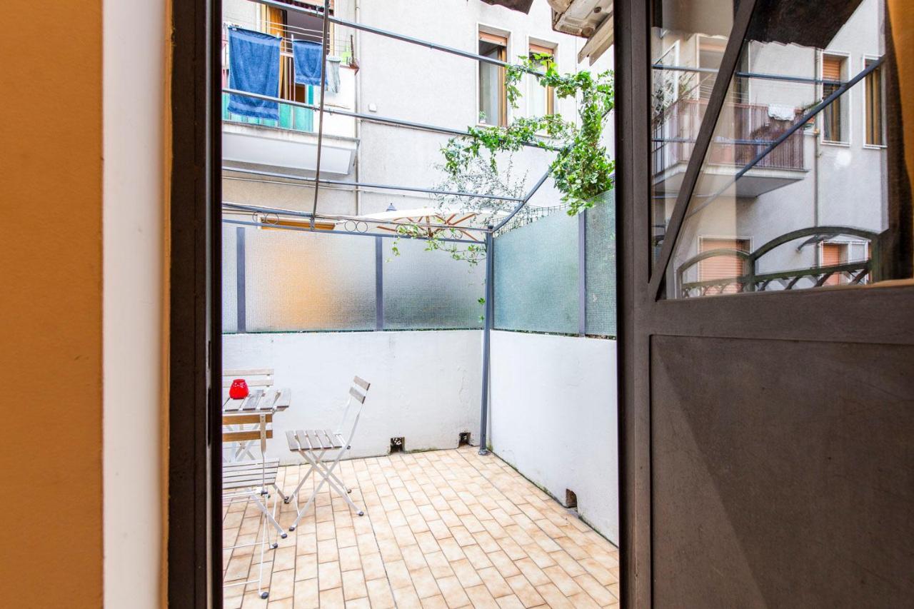 Extensive Terrace Navigli Toy Artistic Apartment Milánó Kültér fotó